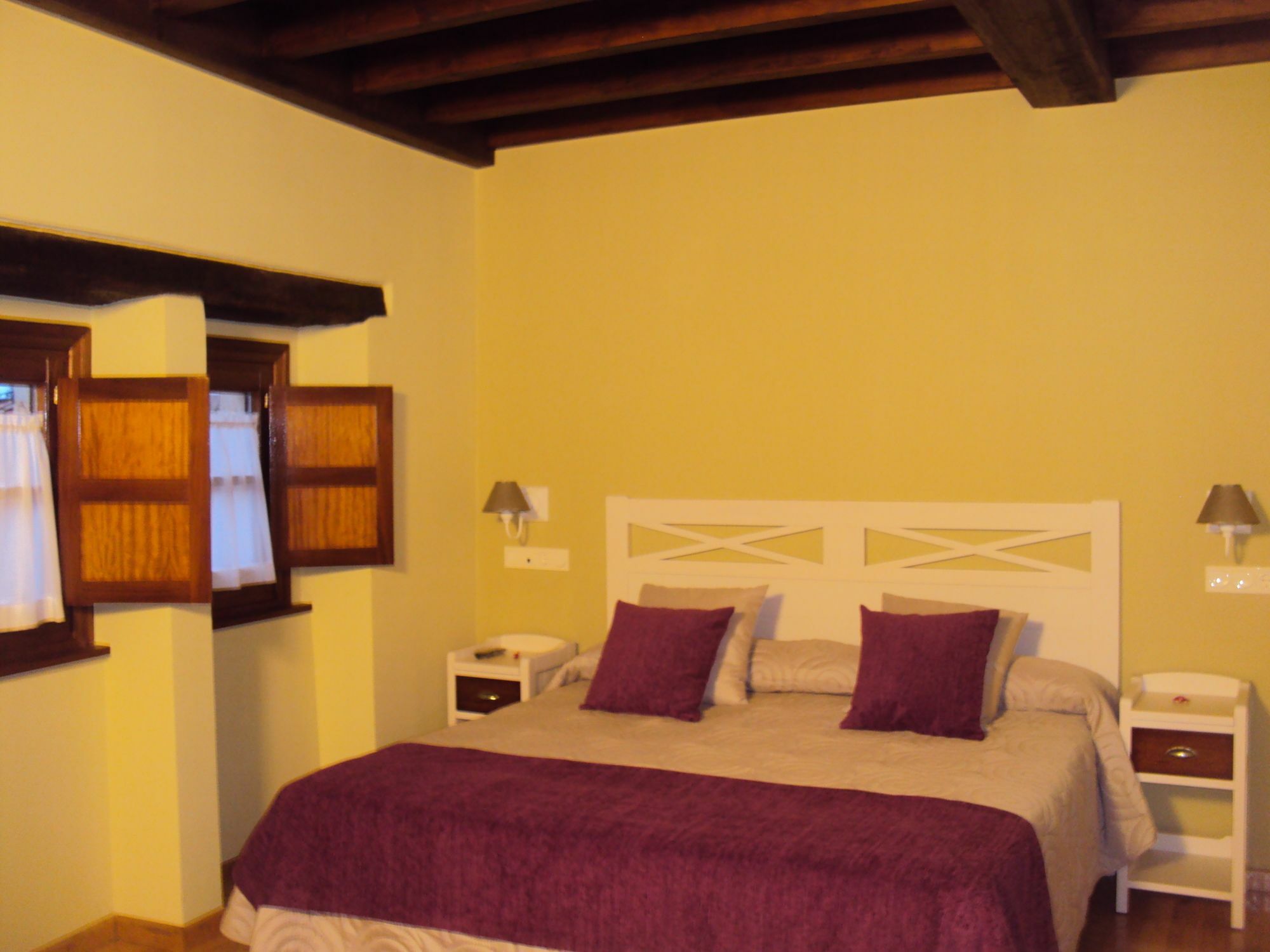 Hotel Y Apartamentos El Camin Poo De Llanes Esterno foto