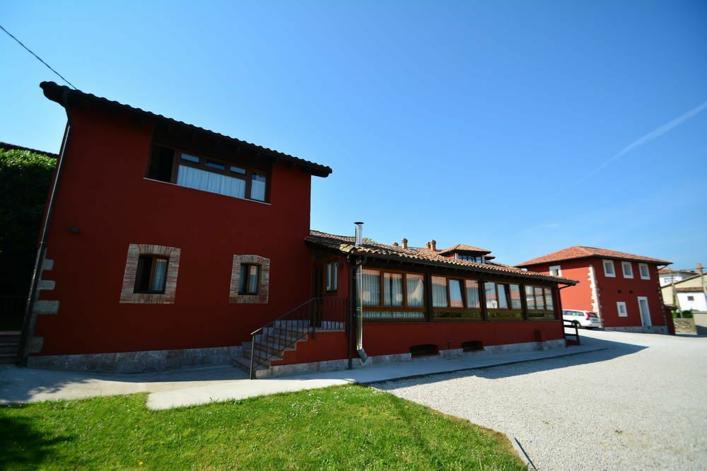 Hotel Y Apartamentos El Camin Poo De Llanes Esterno foto